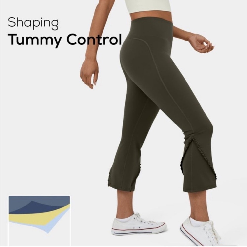 Halara High Waisted Tummy Control Frill Flare Capri Leggings Small